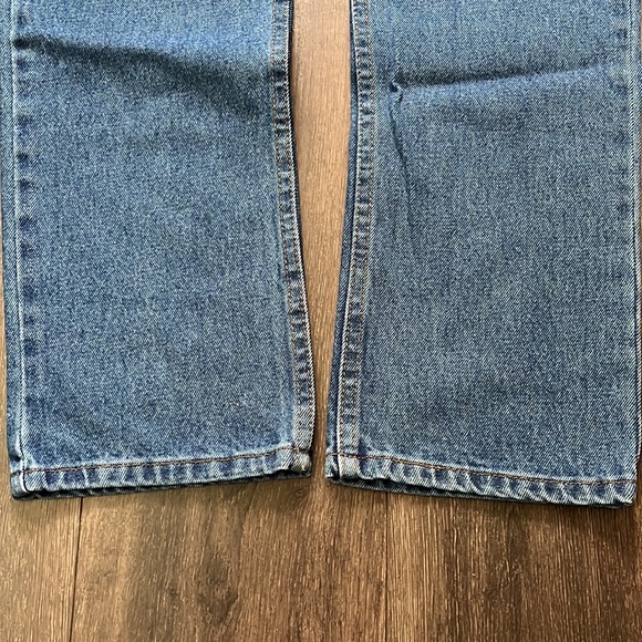 George Jeans - Picture 5 of 13